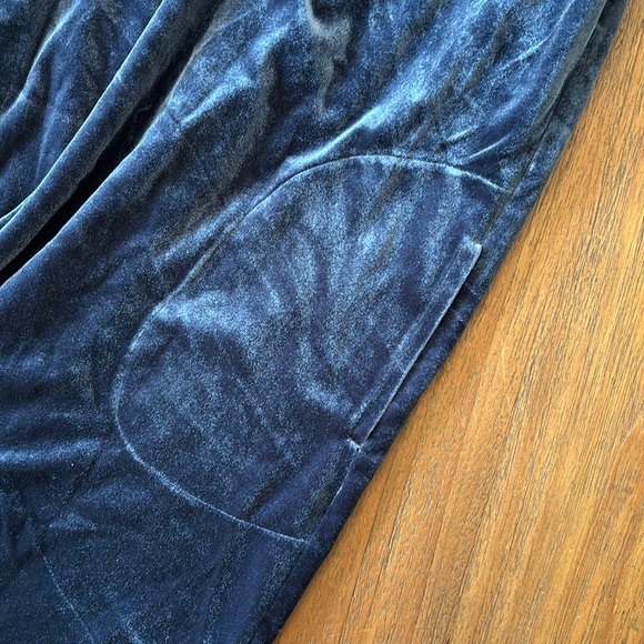 Girls Splendid Velour Shift Dress - Picture 3 of 6